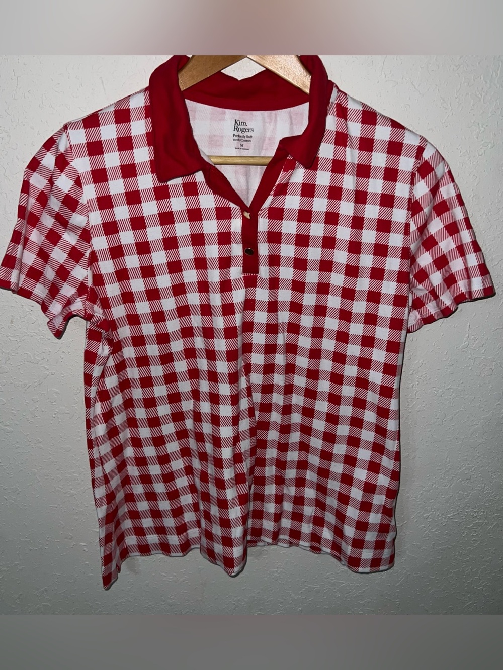 Kim Rogers Women's Short Sleeve Printed Polo Shirt Red Checkered Size Medium.